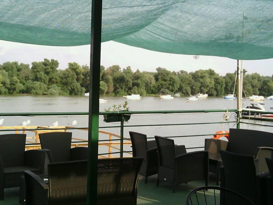 Splav Guest Hause Gusar Otel Belgrad Dış mekan fotoğraf