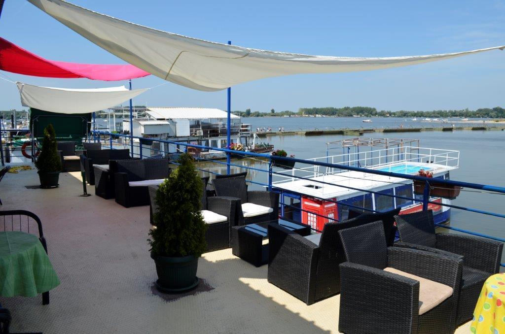 Splav Guest Hause Gusar Otel Belgrad Dış mekan fotoğraf